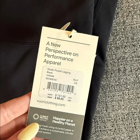 Vuori Studio Pocket Legging - Picture 2 of 3